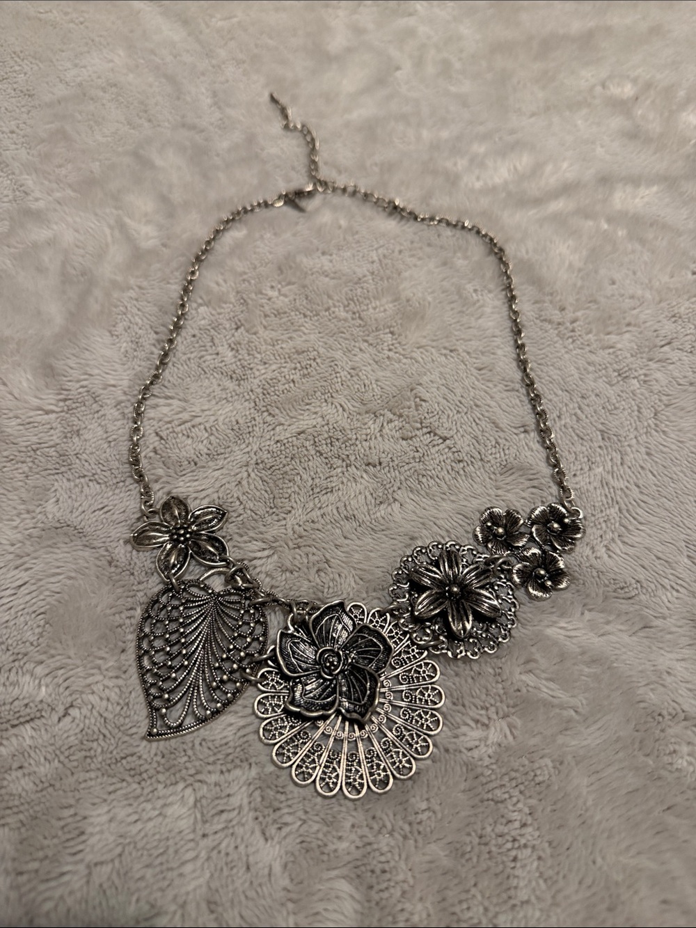 Premier Designs Silver Gunmetal Floral Filigree Necklace